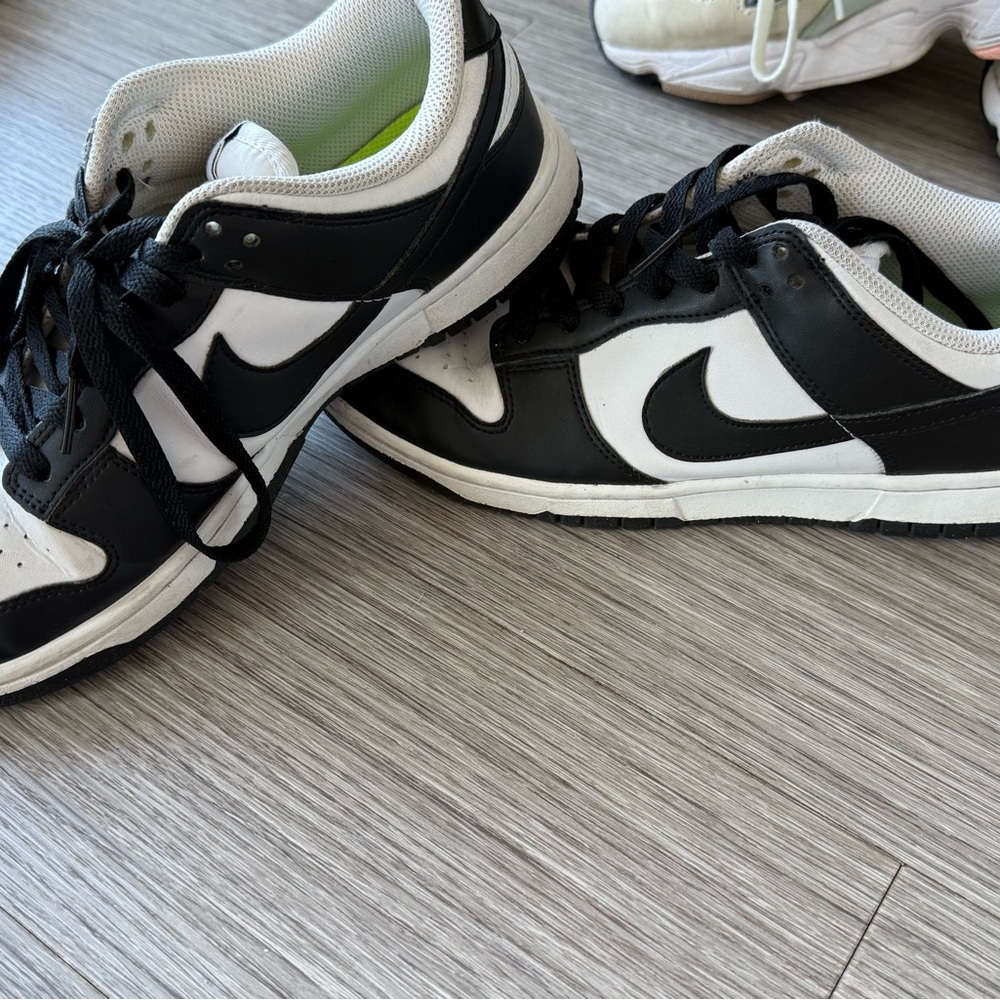 Nike Pandas size 8.5
